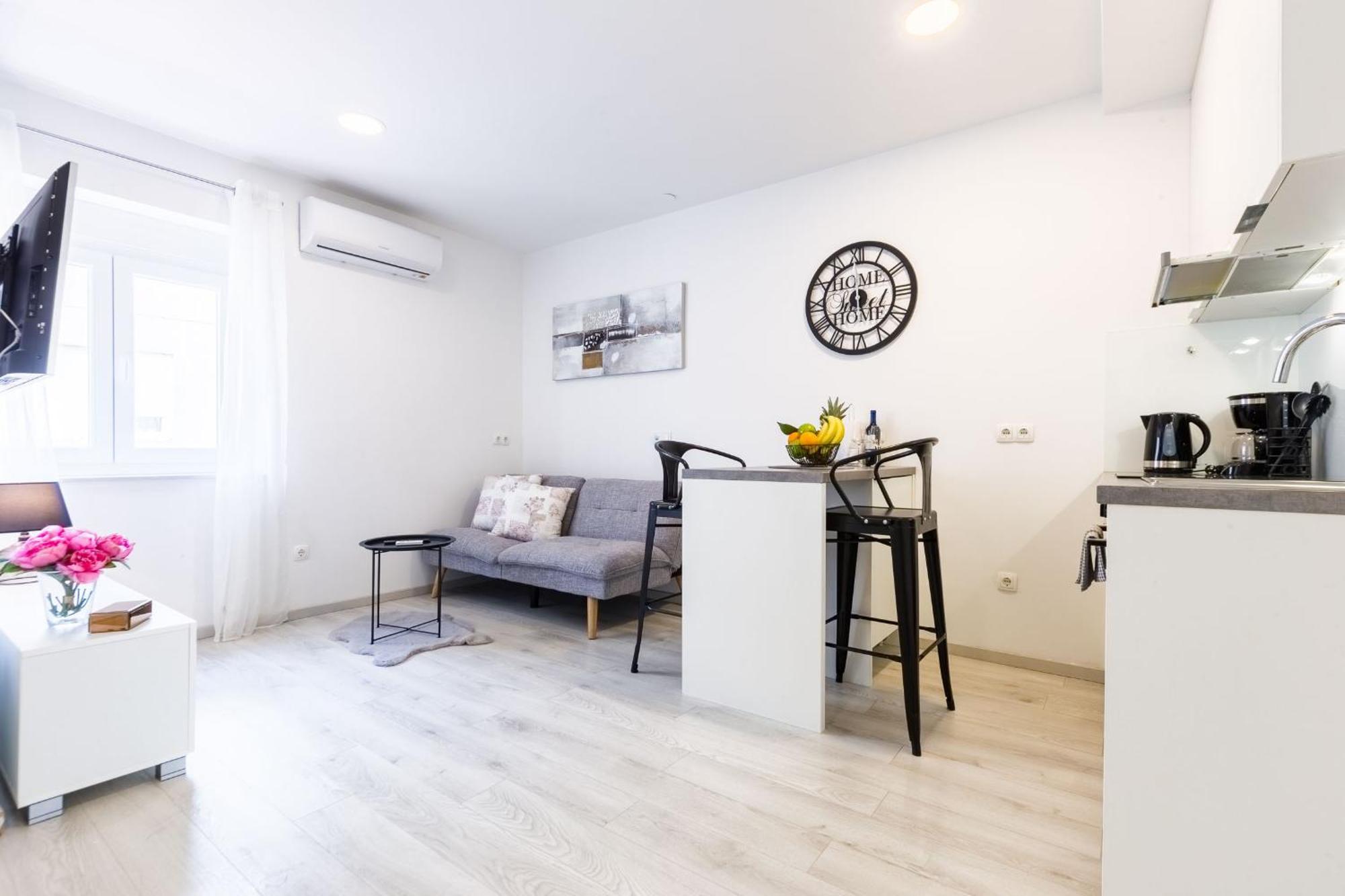 2Sis 2 Apartments Zadar Oda fotoğraf